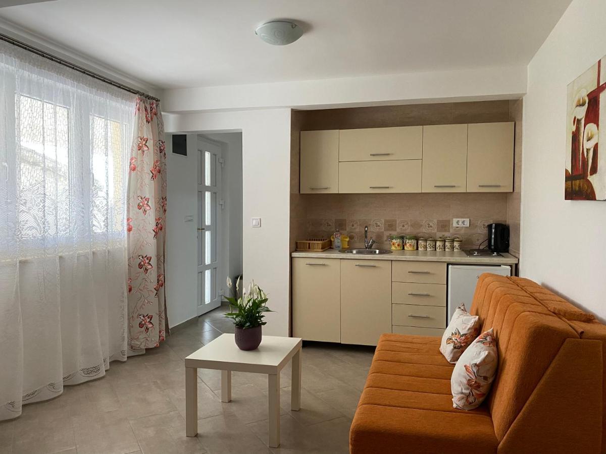 Dajkovic Apartmani Bar Exteriör bild