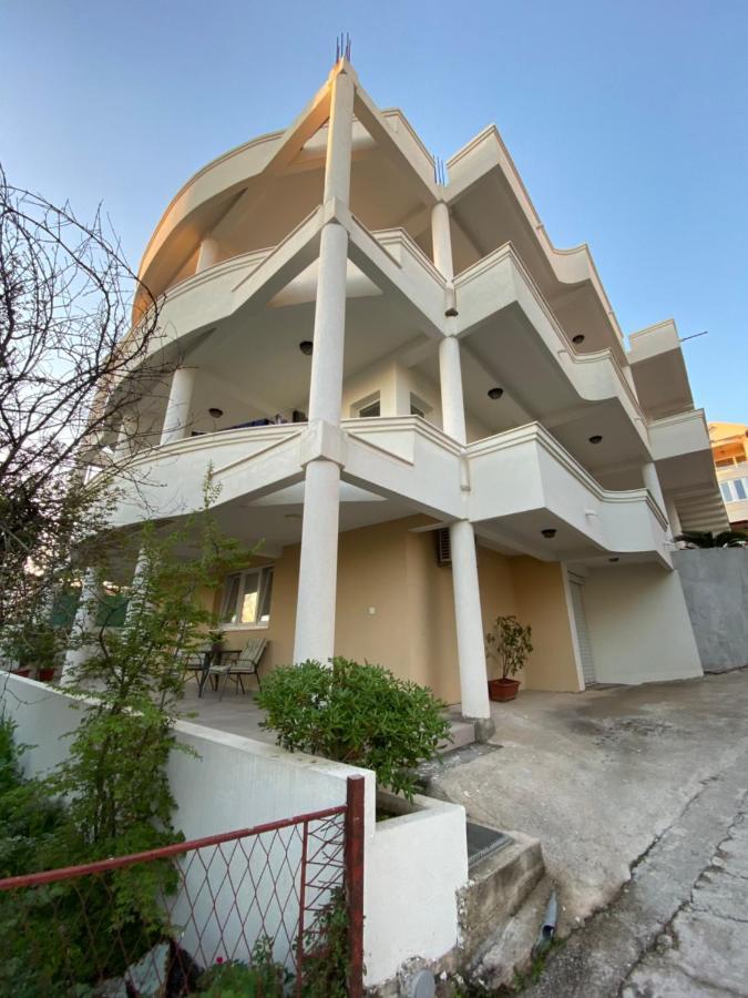 Dajkovic Apartmani Bar Exteriör bild