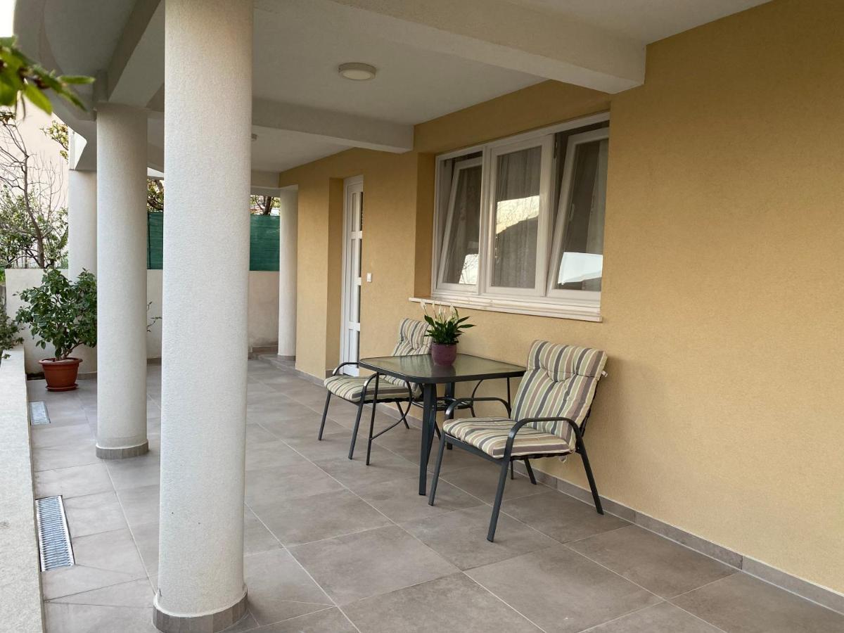 Dajkovic Apartmani Bar Exteriör bild